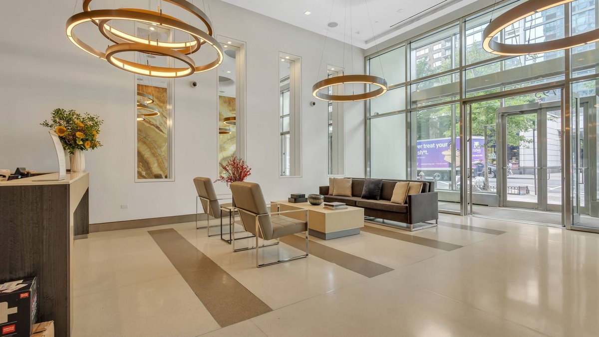 Manhattan Valley Apartment | Columbus Square 1 BR w/Office by Anyplace - 11617