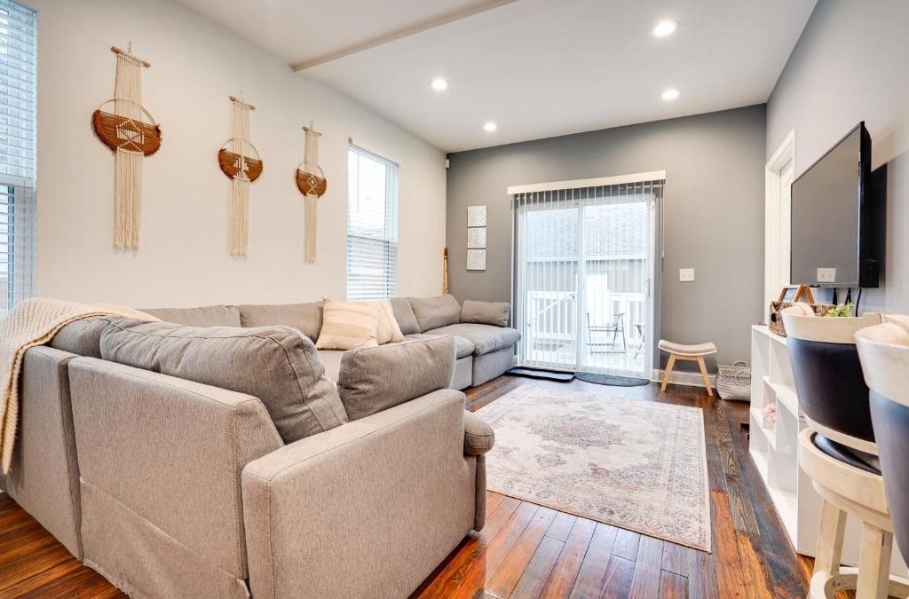 Hilltop House | Columbus Vacation Rental about 4 Mi to Downtown!