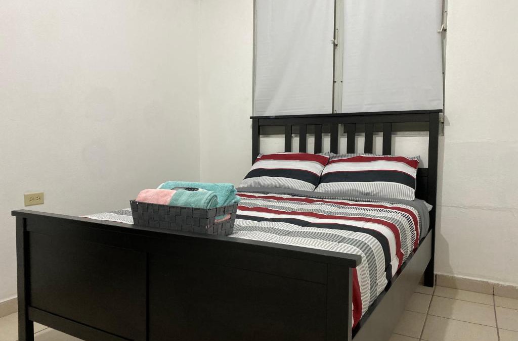 El Combate Apartment | Combate Beach Apartament/Kitchen/Tv/2 Rooms w/AC