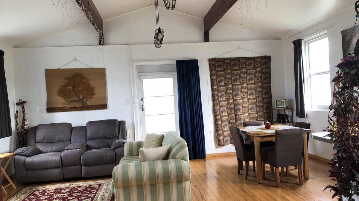 Foxton Beach House | Come and enjoy a summer break at our lovely Foxton Beach.