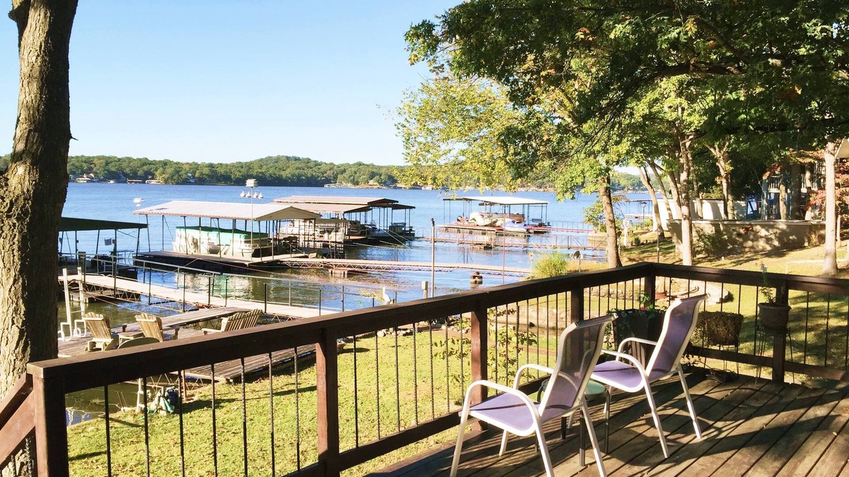 Cartwright Cove House | Come and play at Escape 2 the Lake!