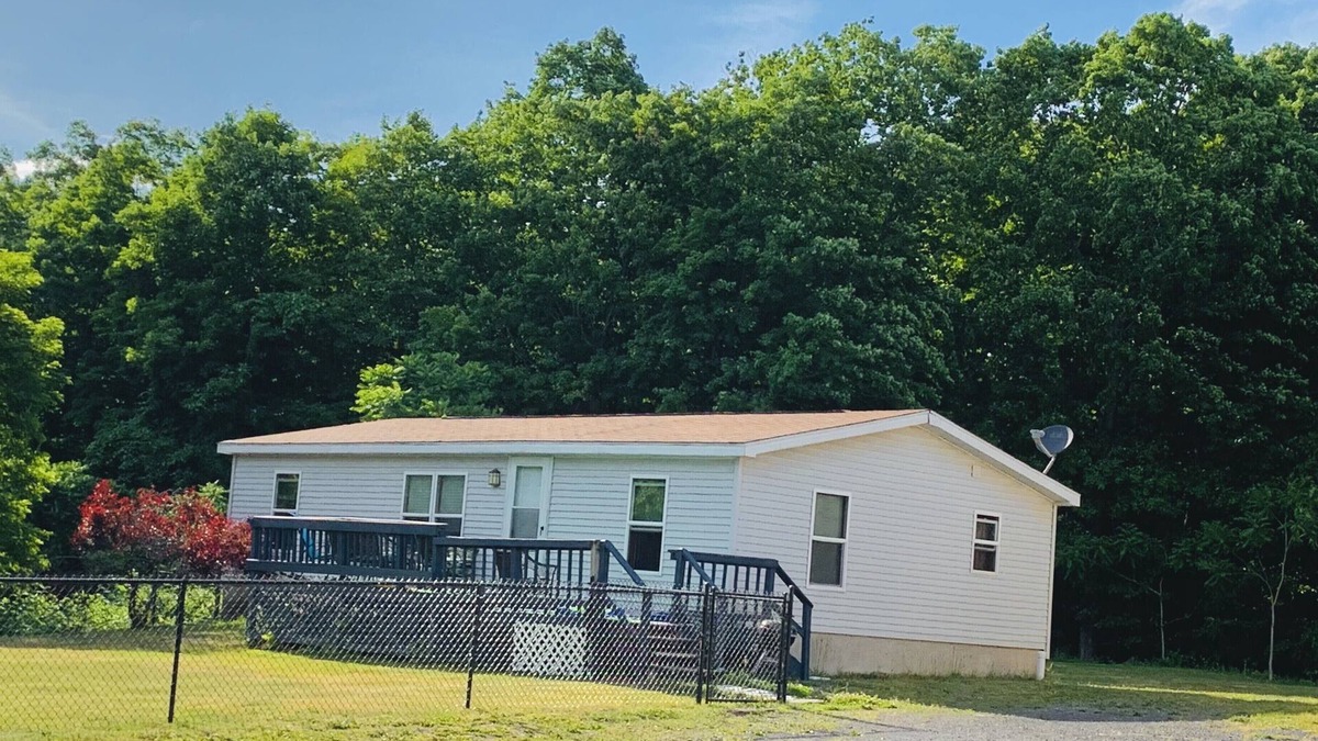 Freehold House | Come and stay at our Catskill Hideaway! Freehold, NY