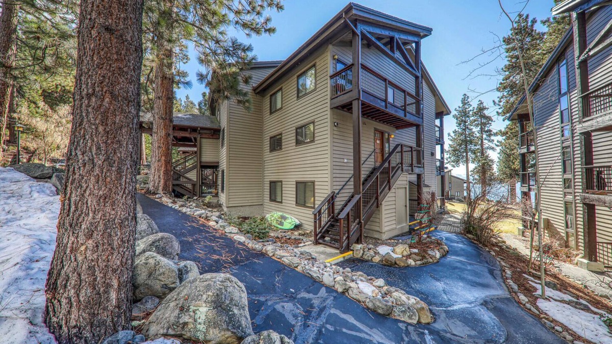 Brockway Condo | Come and stay in Brockway Springs #21 beautifully remodeled!