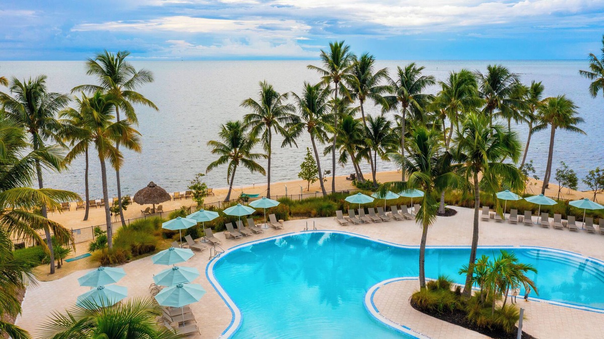 Upper Matecumbe Key Hotel | Come Create Memories w/Fun-filled Adventures at this Paradise! Outdoor Pool!
