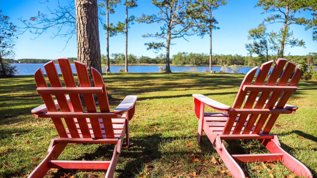 Minnesott Beach House | Come enjoy Cribb Cove with family and friends!
