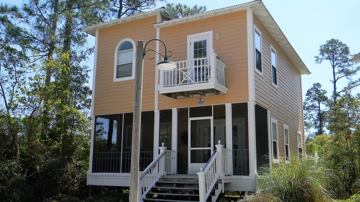 Ono Island Villa | Come enjoy Summer Fun and Relaxation at the Purple Parrot Resort Perdido Key