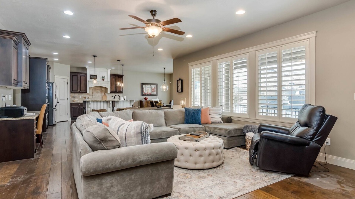 Herriman House | Come enjoy the mountains of Utah