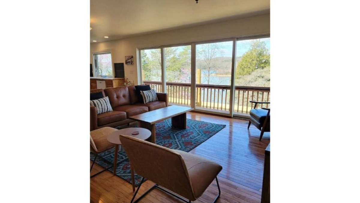 Spring City Apartment | Come for the lake stay for the experience!