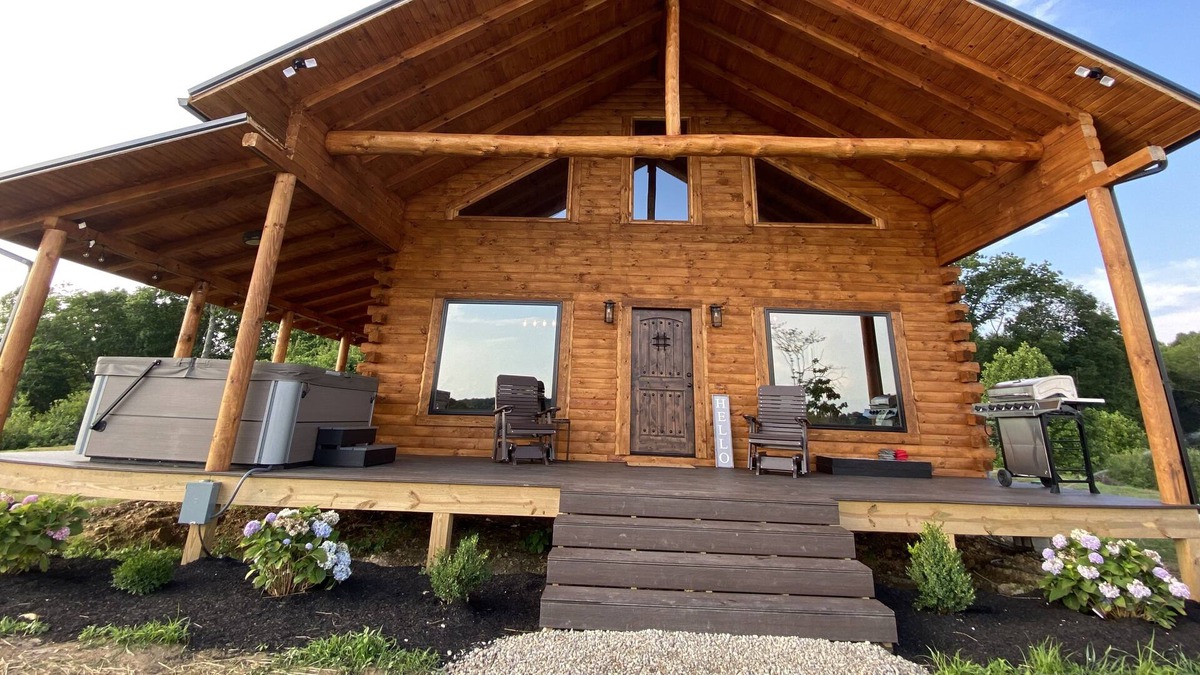 New Plymouth Cabin | Come relax and take in the breath taking views!