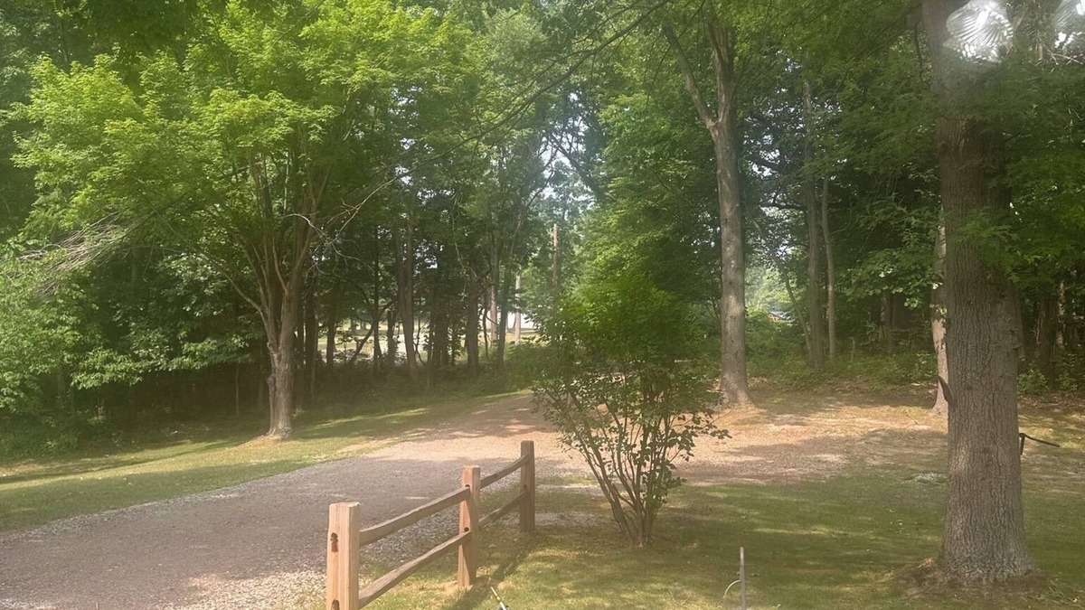 Marshall House | Come relax in the country!