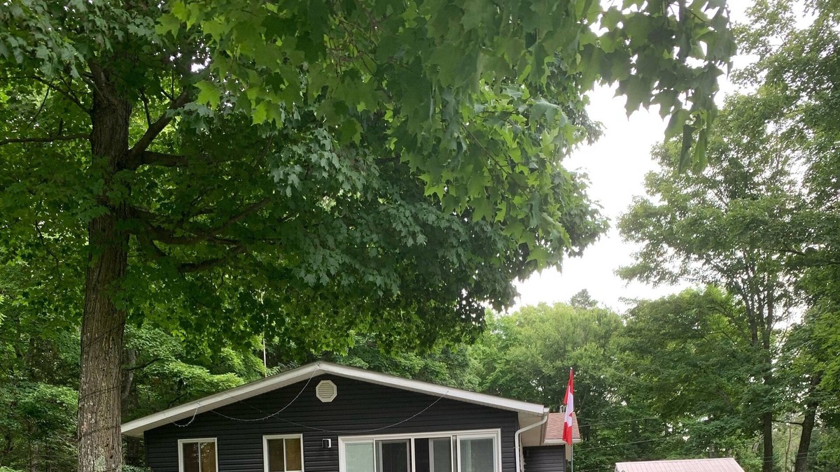 Algoma District Cottage | Come stay at a cozy Riverside Retreat with a beautiful sandy beach!