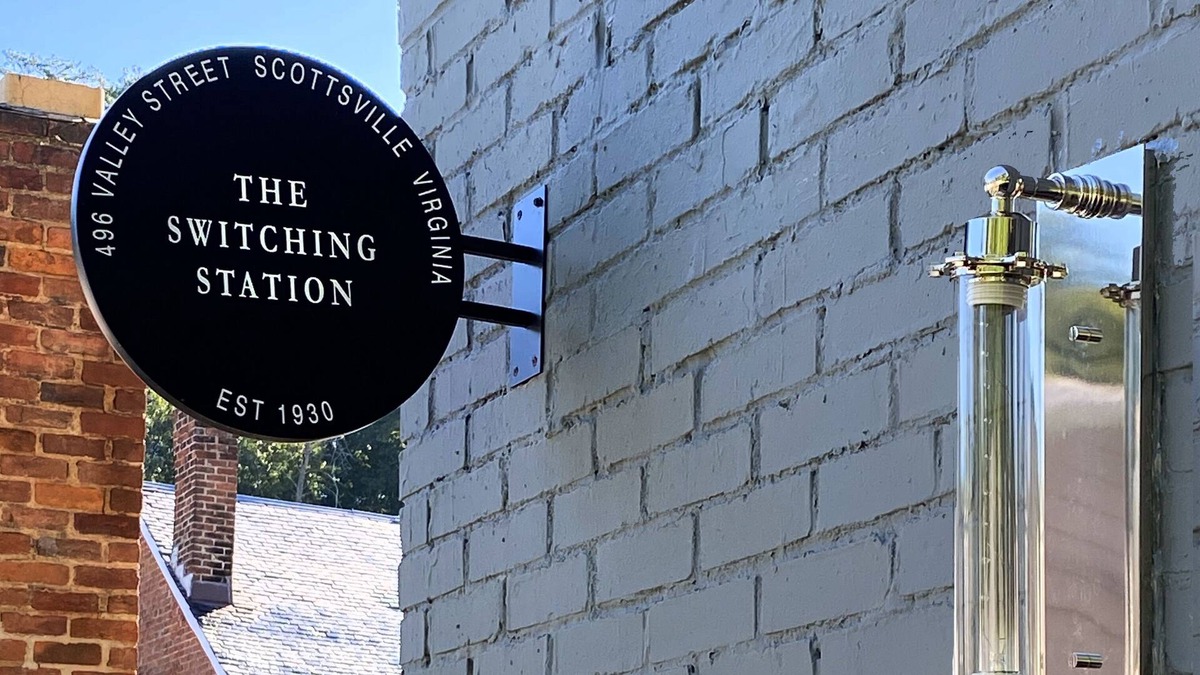 Scottsville Cottage | Come Stay in Scottsville's Historic Telephone Switching Station