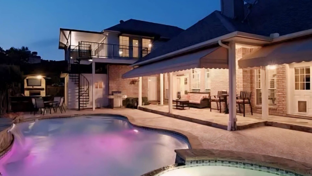 Fort Worth House | Come take a Splash