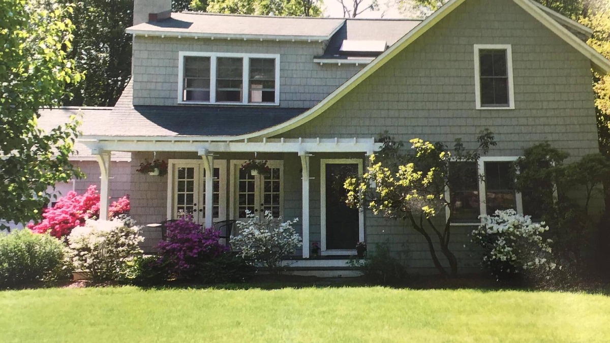 Westport House | Come to your summer home-mile to Saugatuck/Compo- 20% discount for full summer