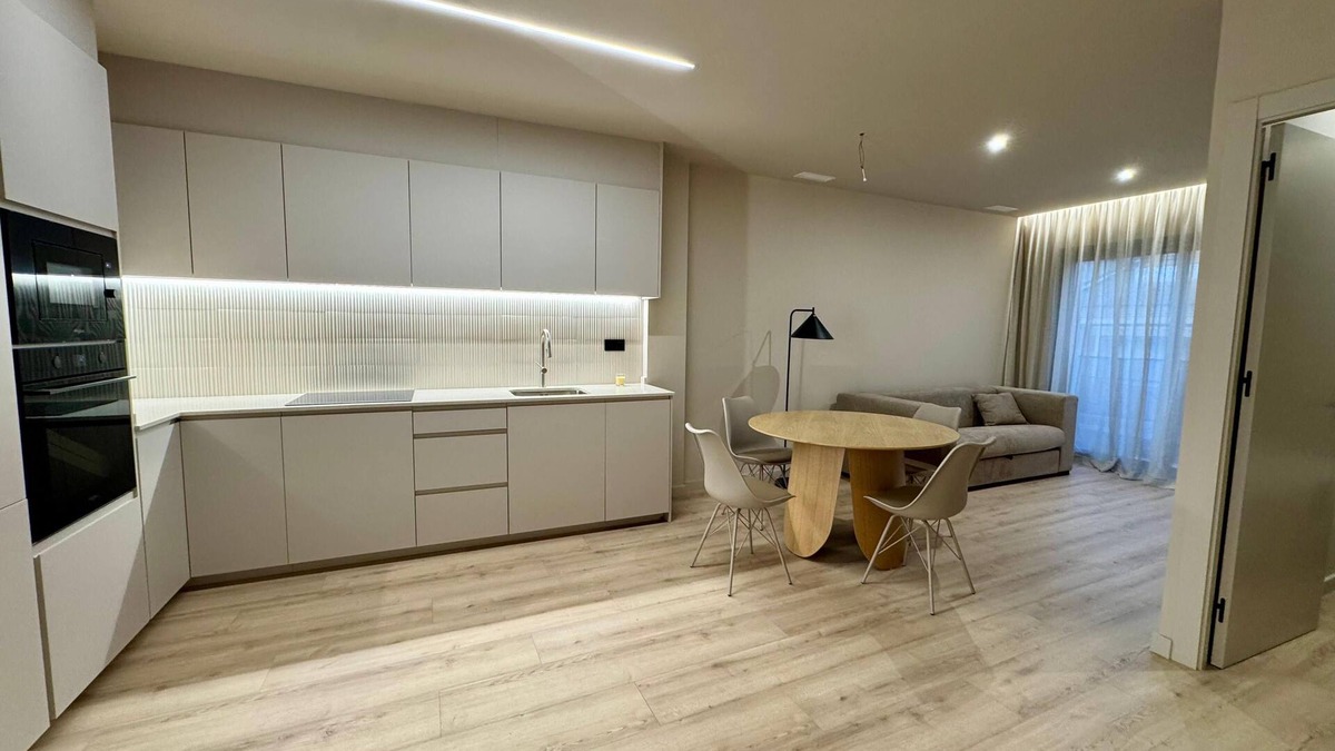 Santa Coloma de Gramenet Apartment | Comfortable and stylish apartment in the center