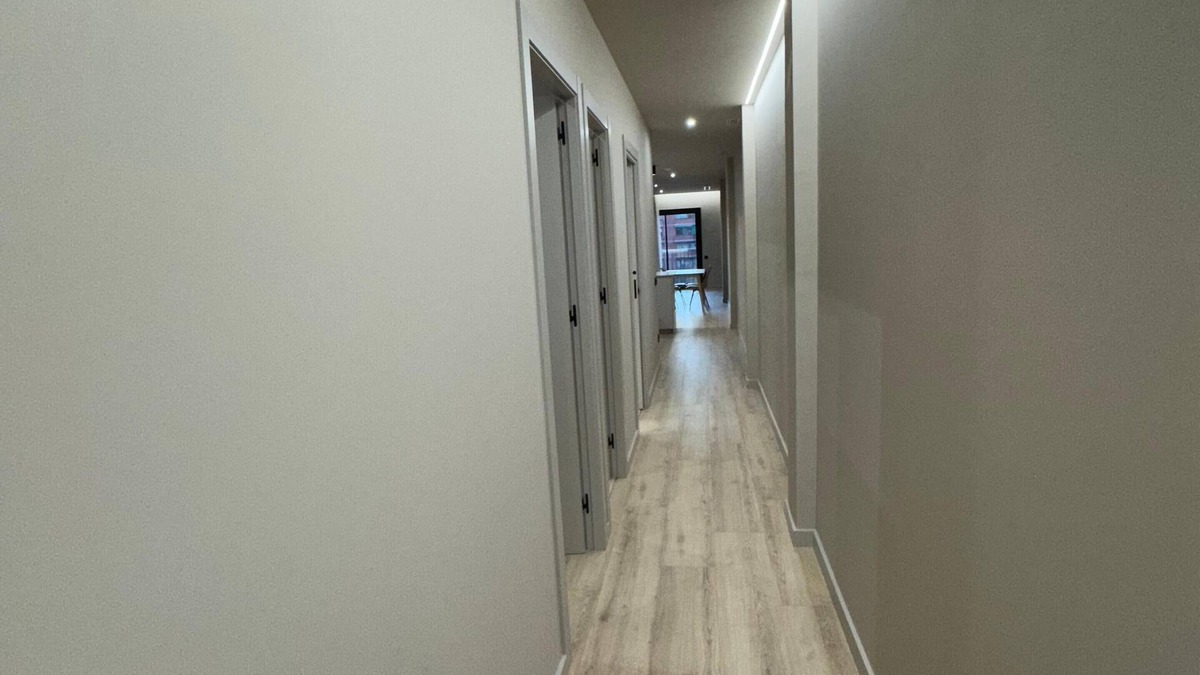 Santa Coloma de Gramenet Apartment | Comfortable and stylish apartment on First Floor.1A
