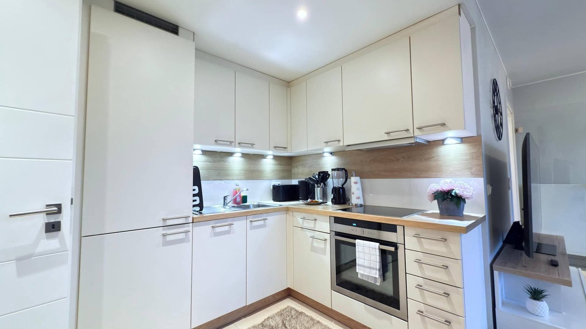 Mamer Apartment | Comfort 2 bedrooms Apt w balcony&parking