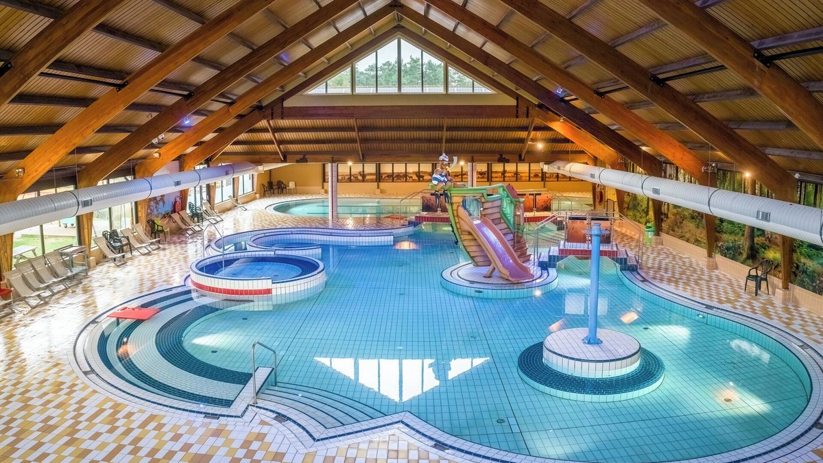 Eerbeek House | Comfort 4-person bungalow in the holiday park Landal Coldenhove