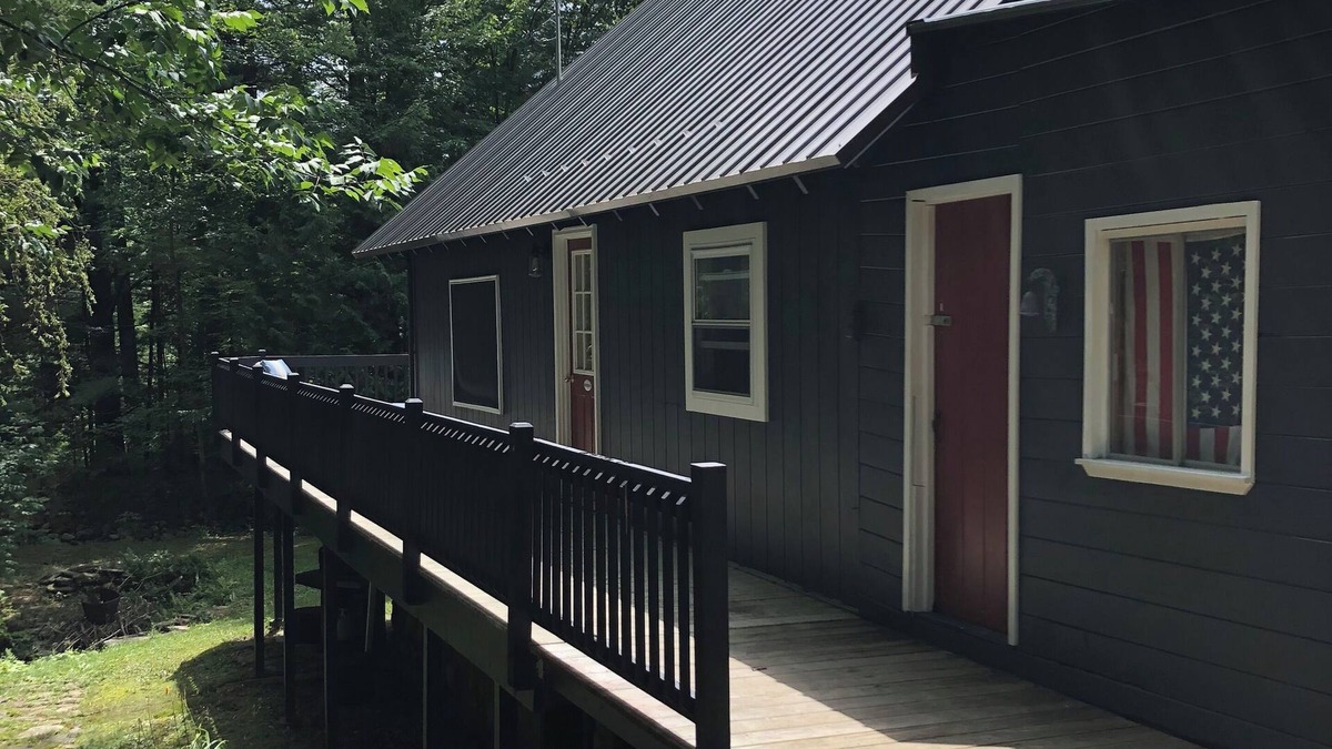 Jay Ski Chalet | Comfort and Convenience