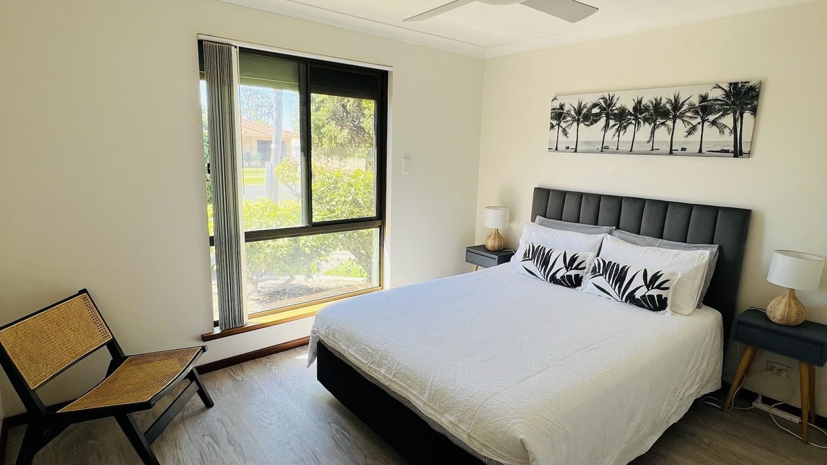 South Bunbury House | Comfort & Convenience Entire South Bunbury home ~ Families/Workers ~Netflix~Wifi