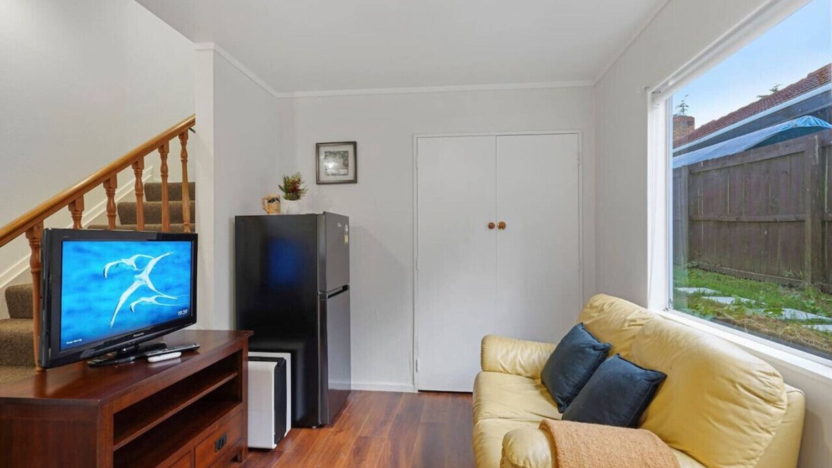 Auckland House | Comfort Cove 1BR with Parking, WI-FI and Netflix