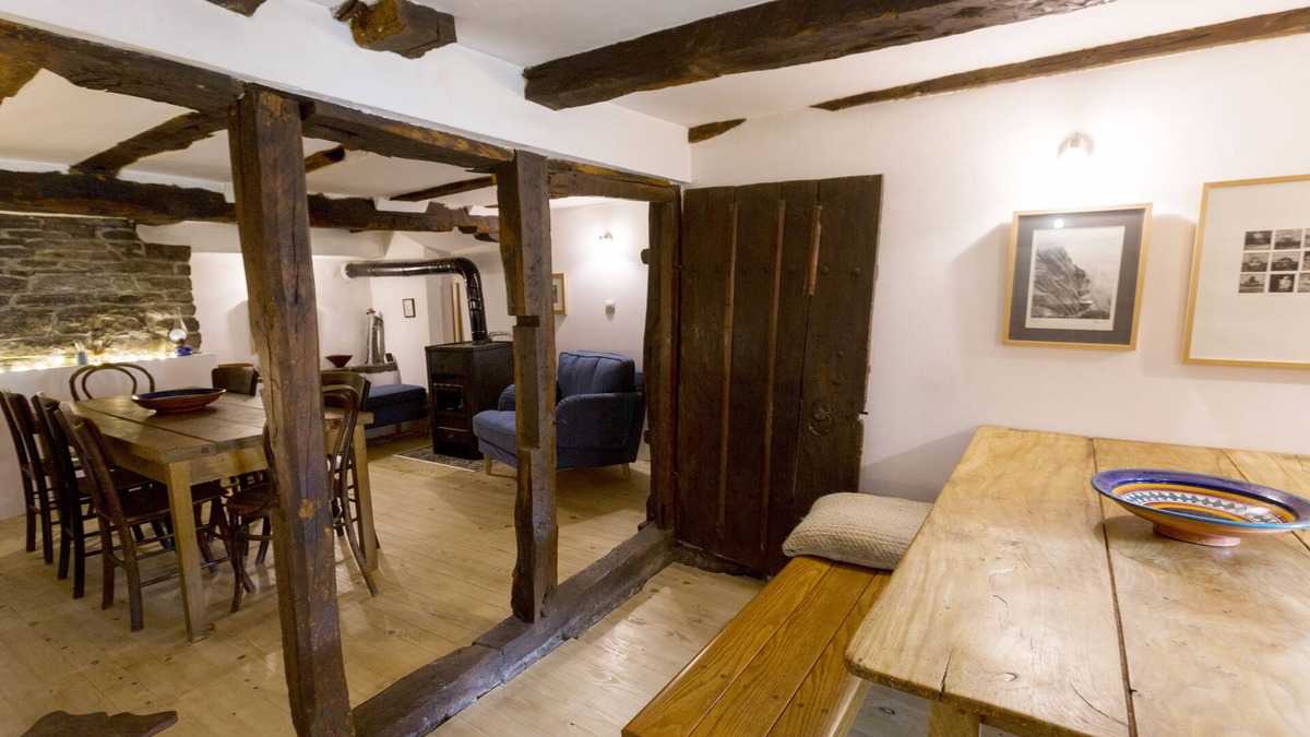 Gabrovo Bed & Breakfast | Comfort Double - En Suite with Shower - Mountain View
