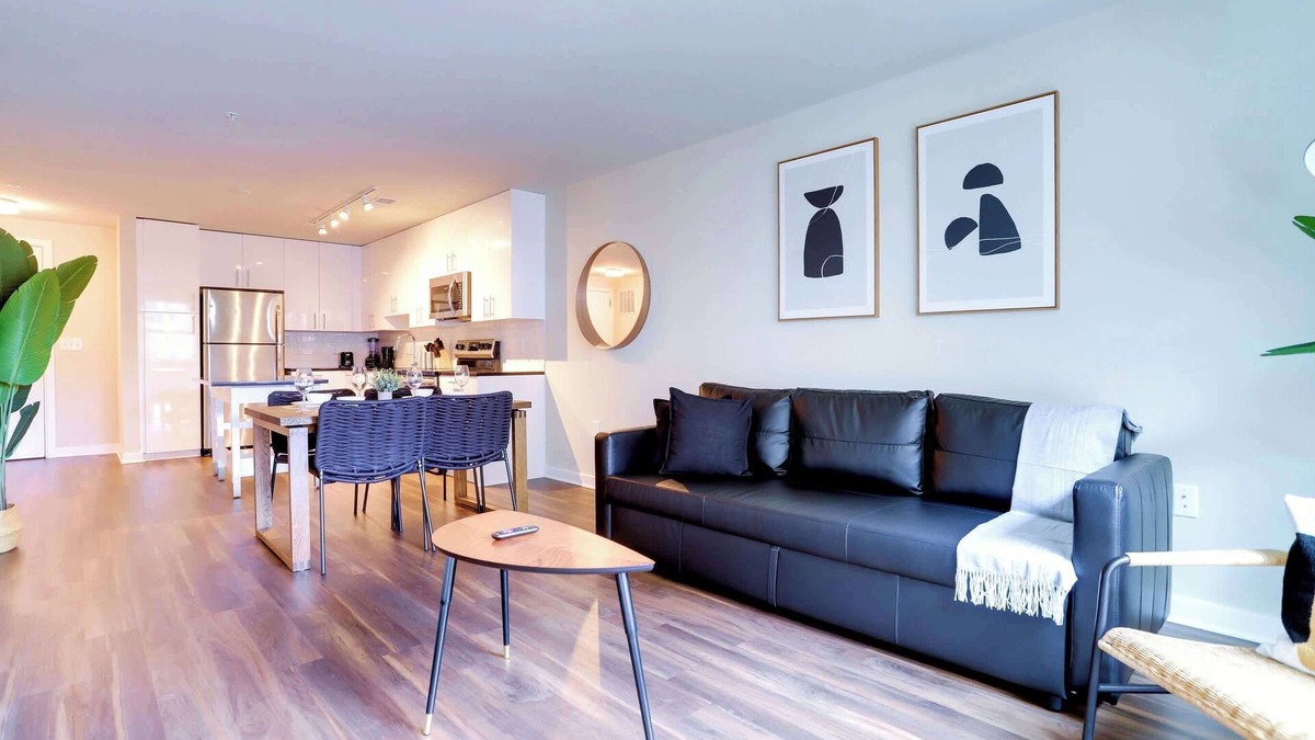 Jefferson Manor Apartment | Comfort & Great Location Apt W Gym