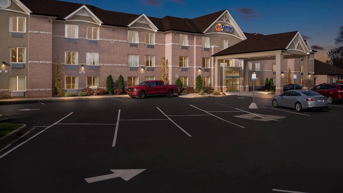 Taylor Hotel | Comfort Inn and Suites Taylor