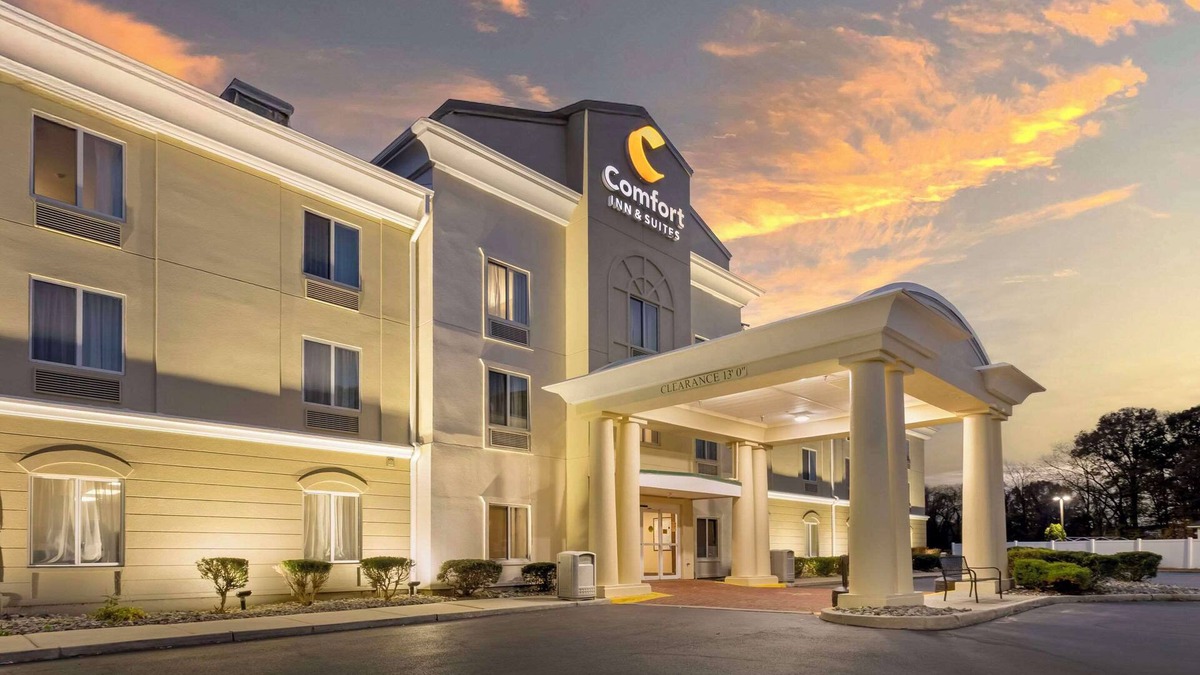 Deepwater Hotel | Comfort Inn And Suites