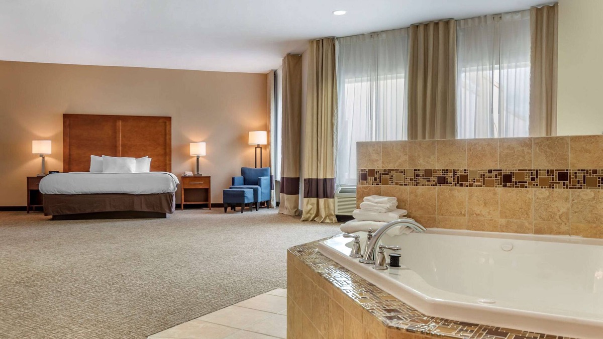 Apalachin Hotel | Comfort Inn Apalachin/Binghamton W Route 17