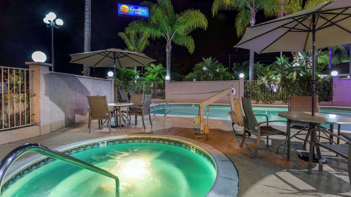 Escondido Hotel | Comfort Inn Escondido San Diego North County