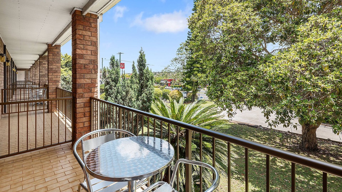 Kearneys Spring Hotel | Comfort Inn Glenfield