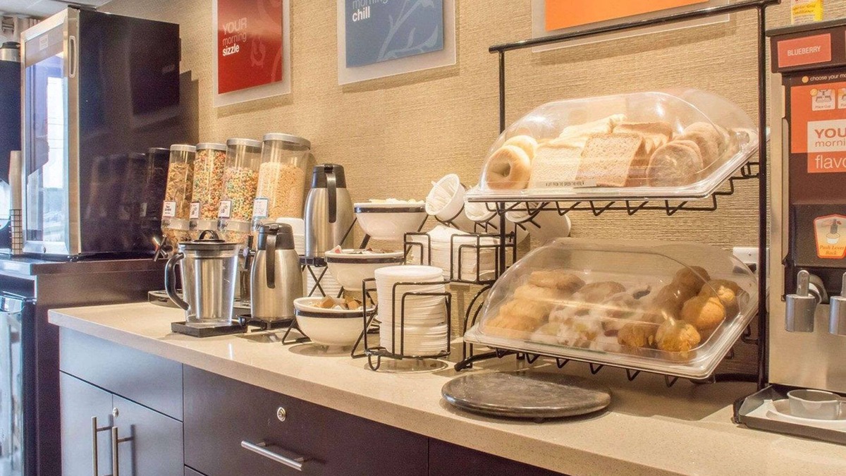 Guelph Hotel | Comfort Inn Guelph