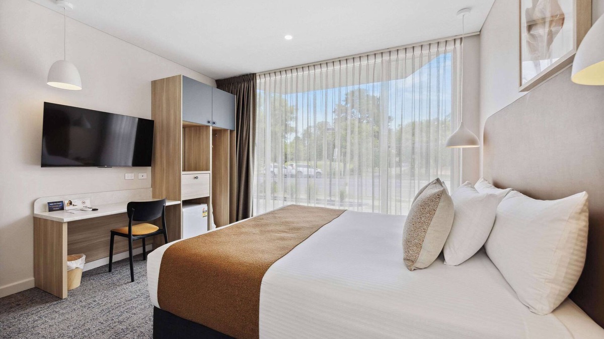 North Adelaide Hotel | Comfort Inn Regal Park, North Adelaide