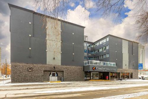 Downtown Edmonton Hotel | Comfort Inn & Suites