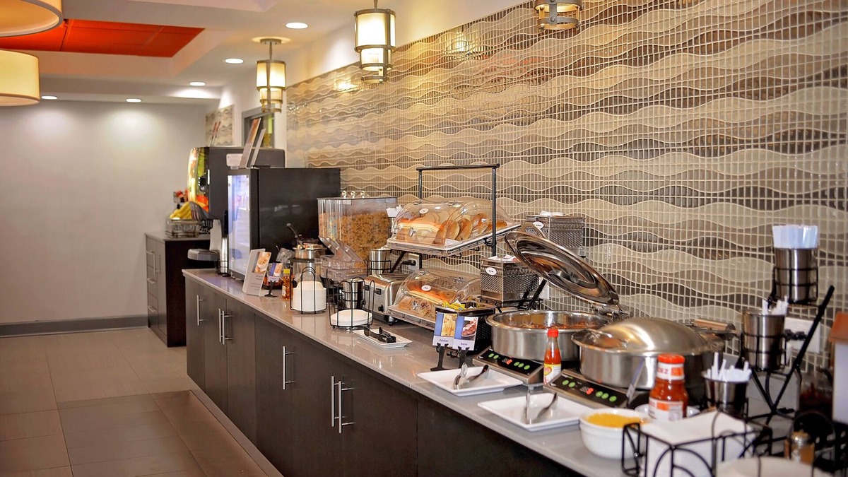Carrollton Hotel | Comfort Inn & Suites Carrollton