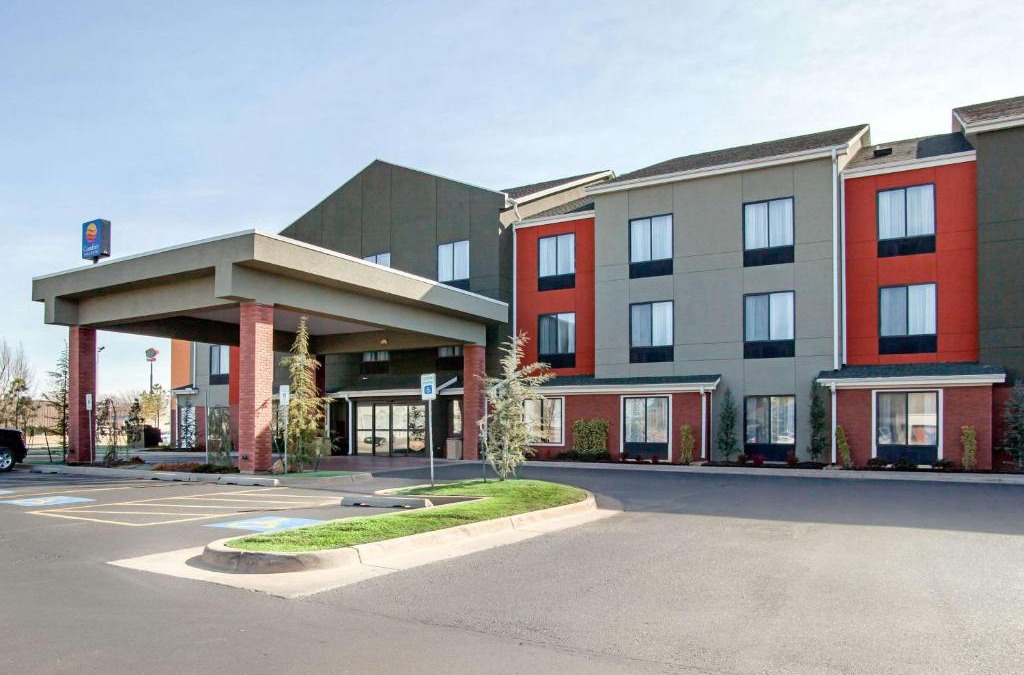 Norman Hotel | Comfort Inn & Suites Norman near University