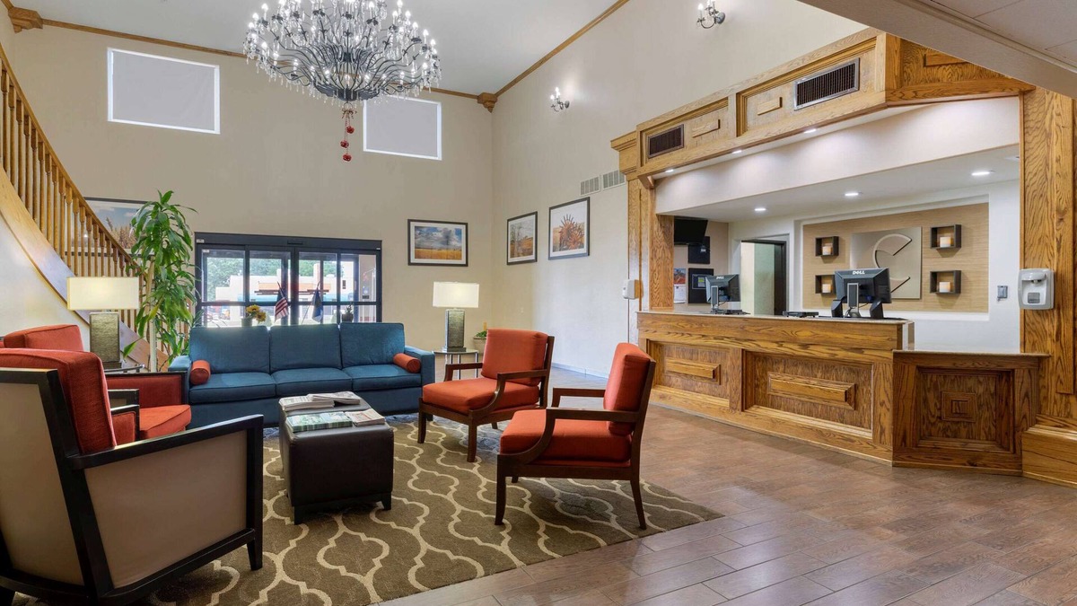 Ponca City Hotel | Comfort Inn & Suites Ponca City near Marland Mansion