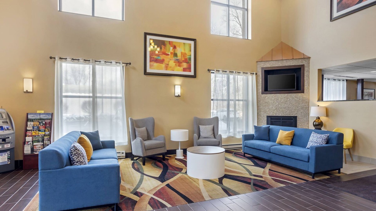South Waverly Hotel | Comfort Inn & Suites Sayre