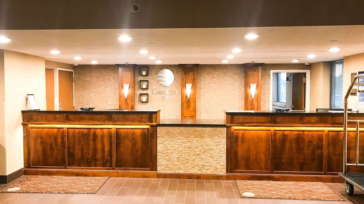 Farmington Hills Hotel | Comfort Inn