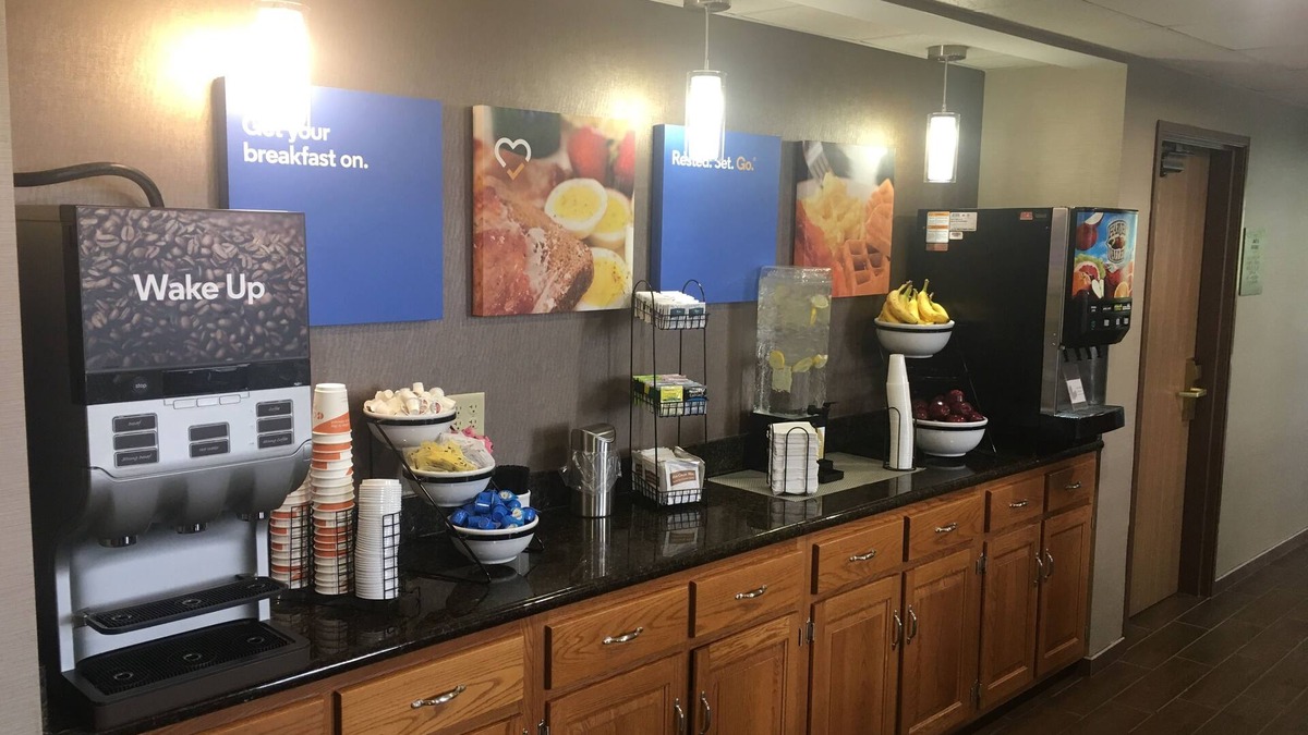 Millersburg Hotel | Comfort Inn