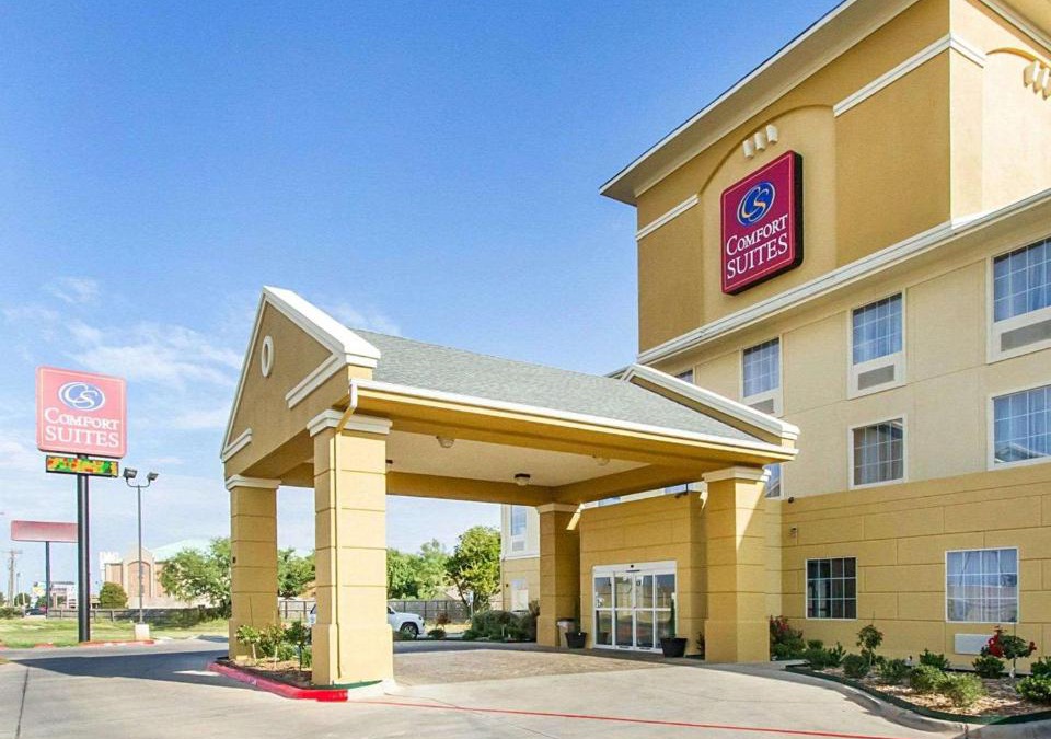 Abilene Hotel | Comfort Suites Abilene Central