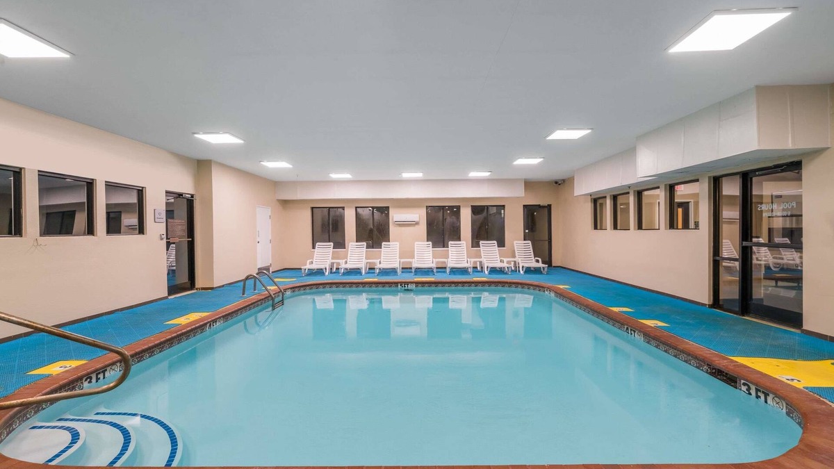 Cordova Hotel | Comfort Suites Cordova