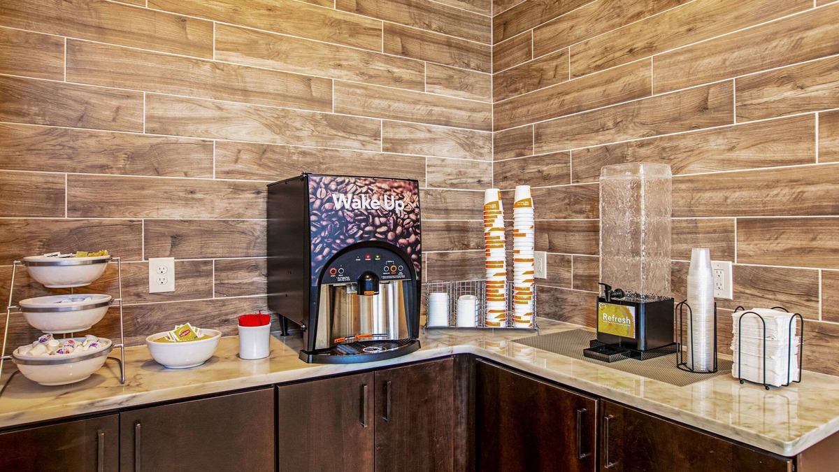 Fishkill Hotel | Comfort Suites Fishkill near Interstate 84