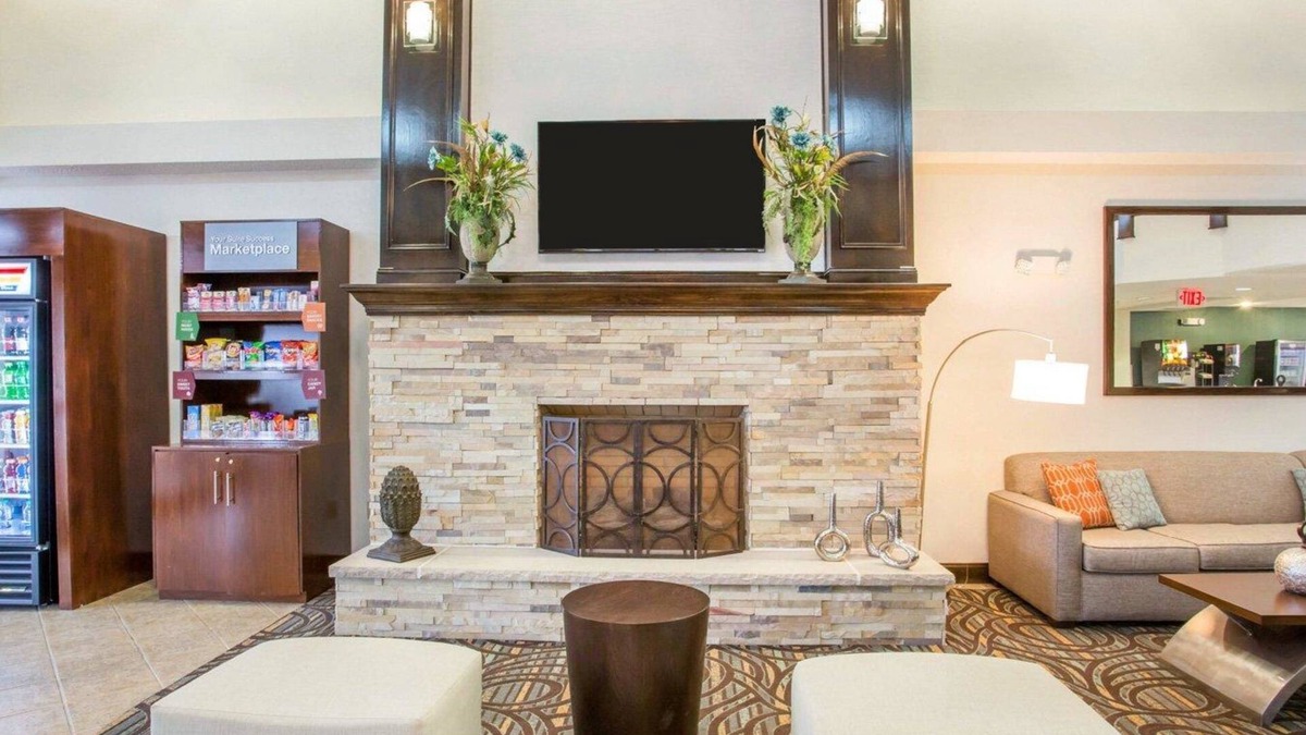 Lebanon Hotel | Comfort Suites Lebanon