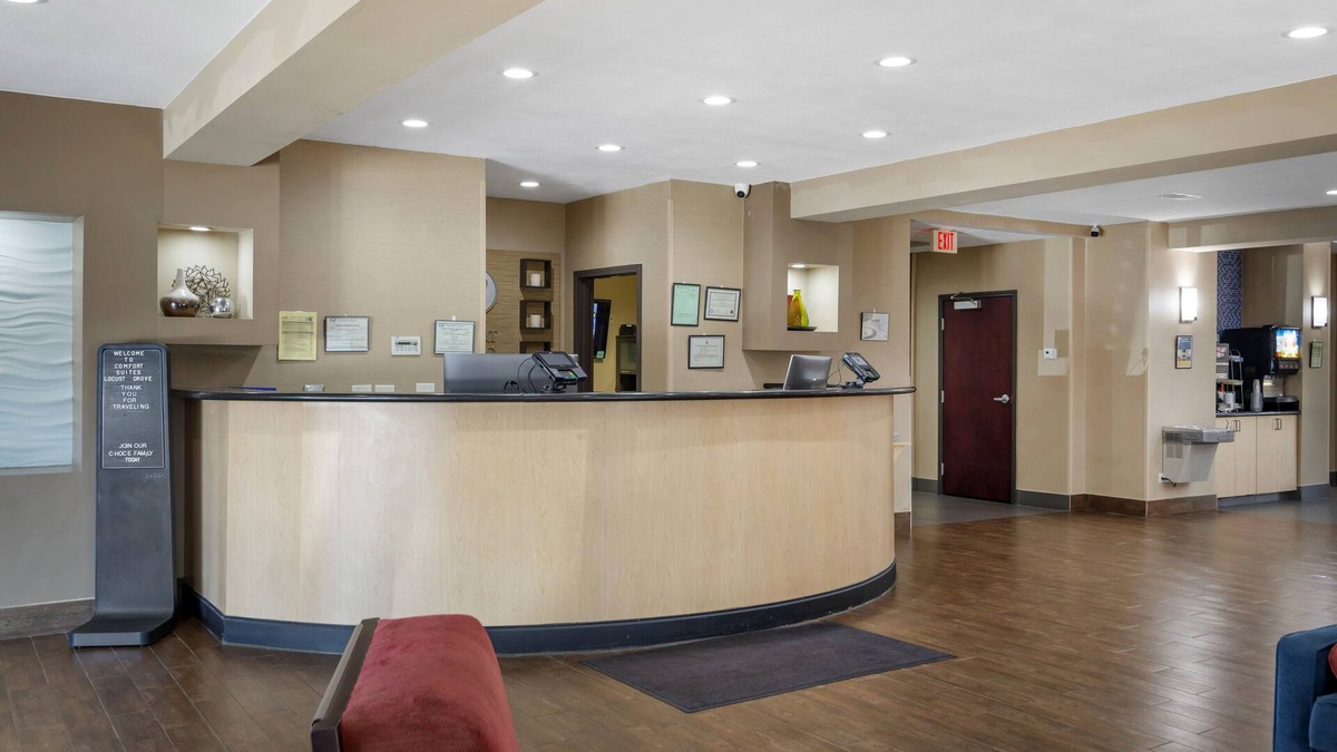 Locust Grove Hotel | Comfort Suites Locust Grove Atlanta South