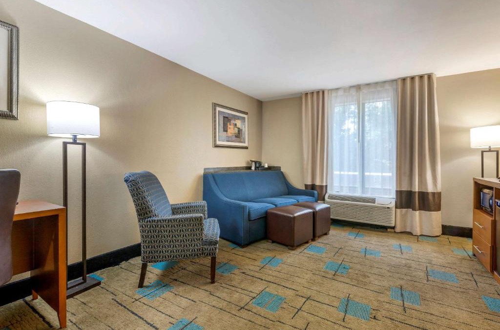 Beaufort Hotel | Comfort Suites near MCAS Beaufort
