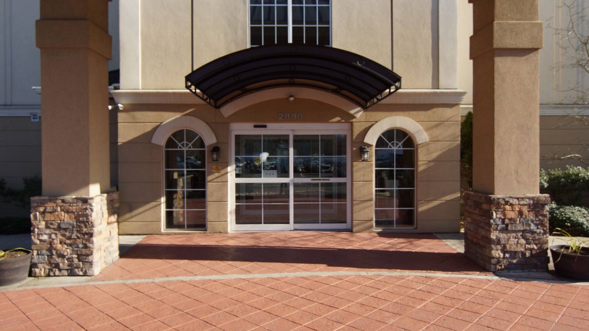 Monmouth Junction Hotel | Comfort Suites Near University