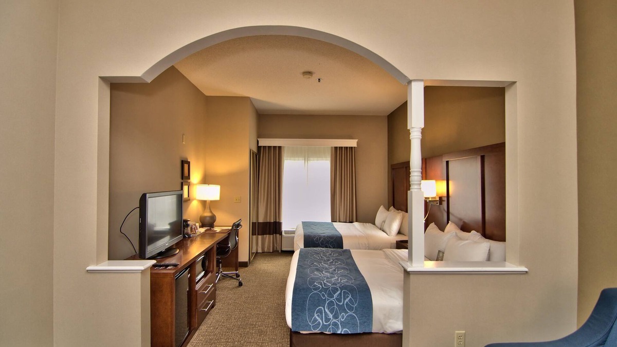 Moosic Hotel | Comfort Suites Scranton near Montage Mountain