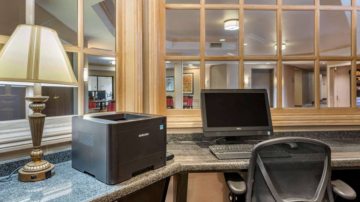 Marion Hotel | Comfort Suites